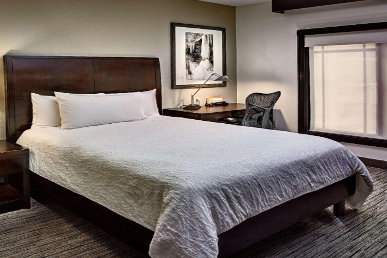 Hilton Garden Inn Гатлинбург Экстерьер фото