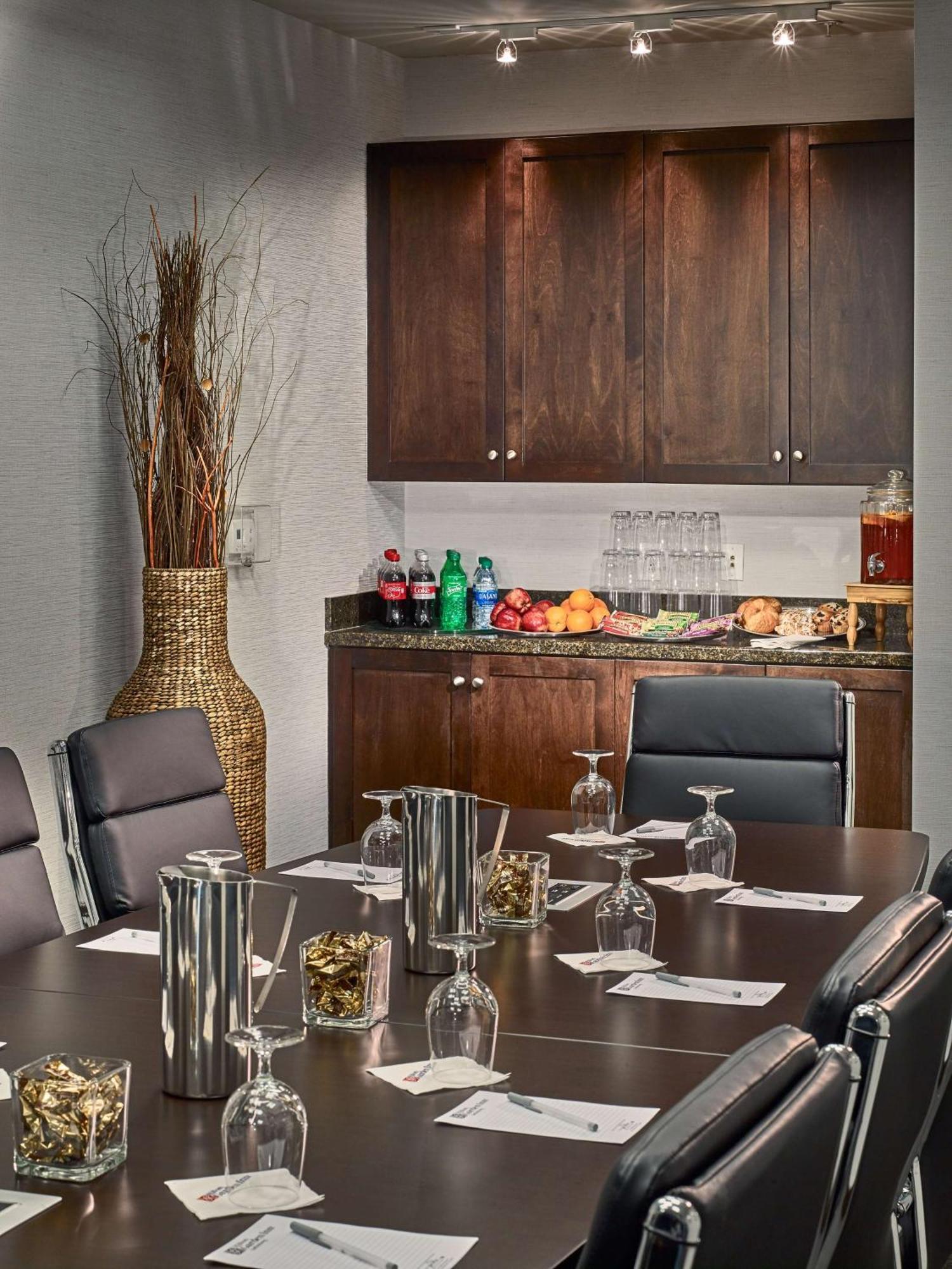 Hilton Garden Inn Гатлинбург Экстерьер фото