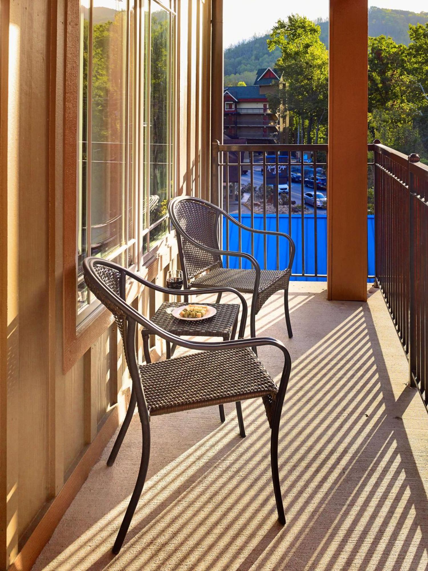 Hilton Garden Inn Гатлинбург Экстерьер фото