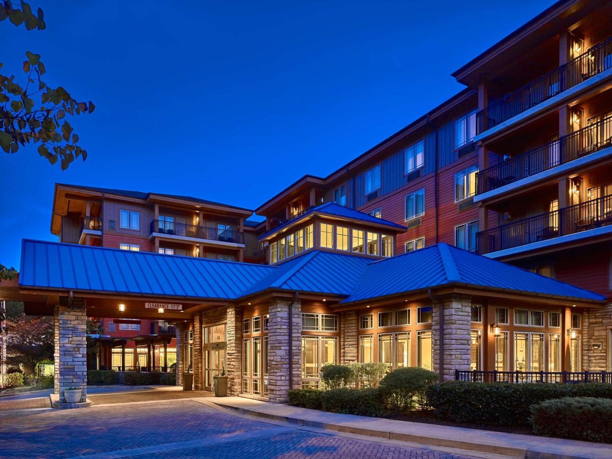 Hilton Garden Inn Гатлинбург Экстерьер фото
